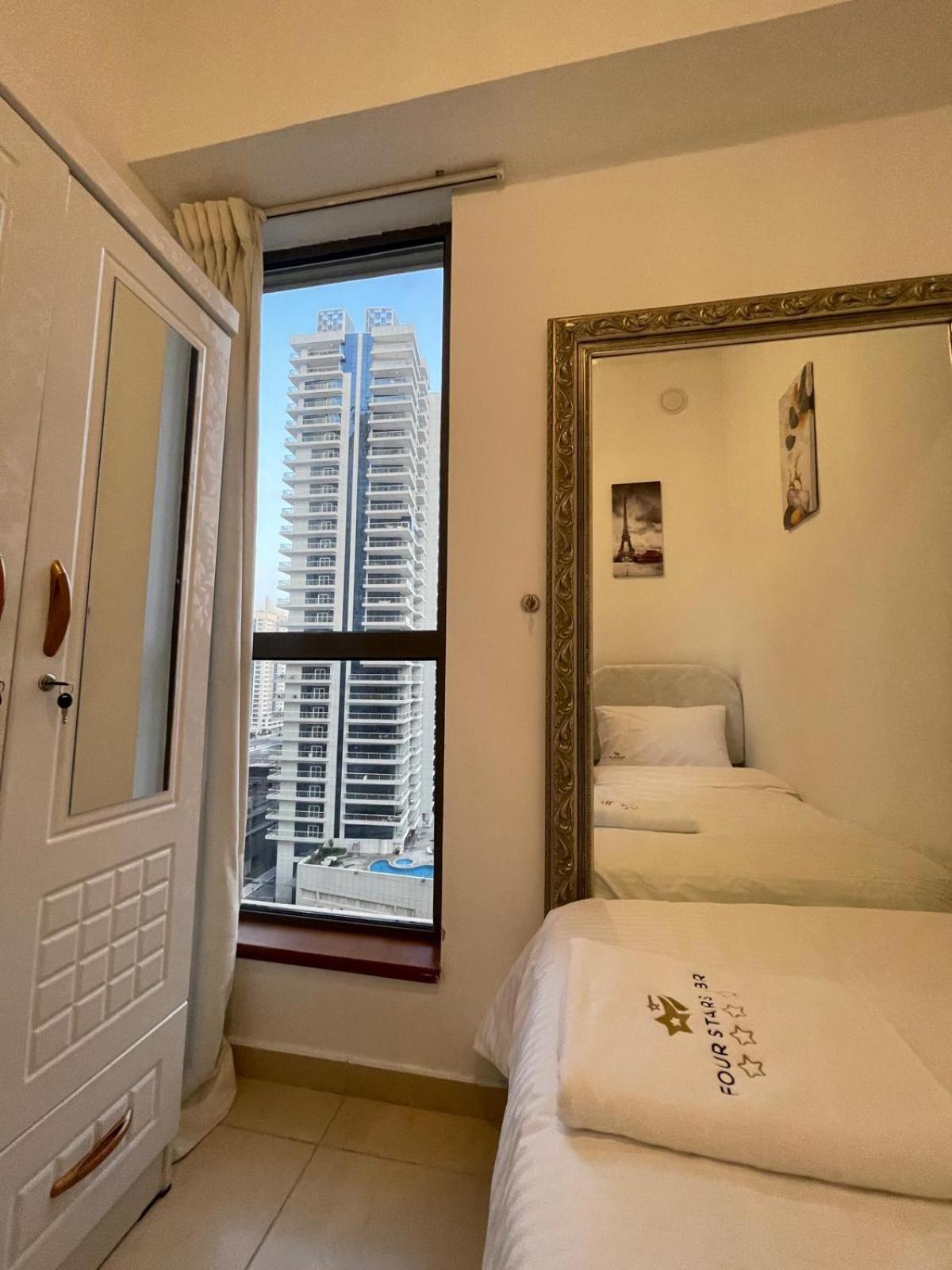 Four Stars Dubai Marina Jbr Hotel Buitenkant foto
